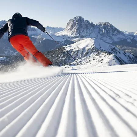 Apartment Cesa Vedla - Quite And Cozy Alpine Escape Ortisei